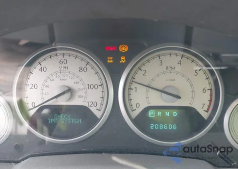 2008 Chrysler Town & Country Touring из США, поврежденный, VIN 2A8HR54P38R711750